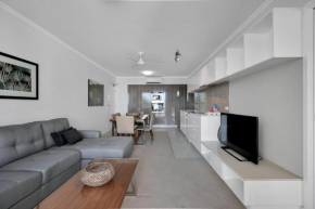 Stunning 2 Bedroom Self Contained City Apartment